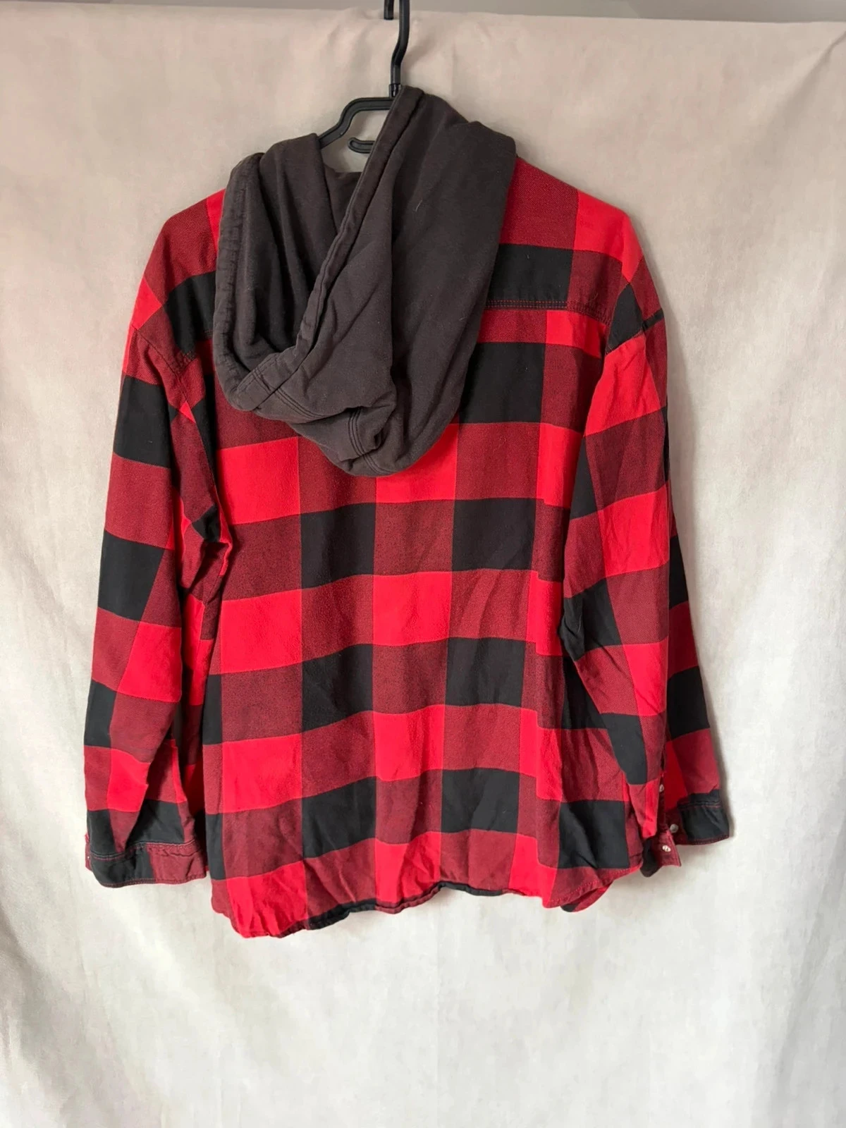 Chaqueta de sudadera negra y roja – photo 3